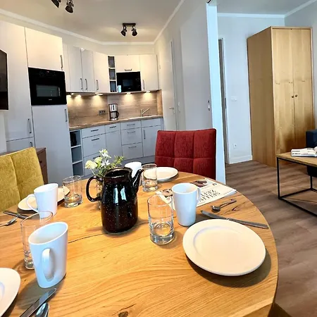 Moderne Mit Balkon In *